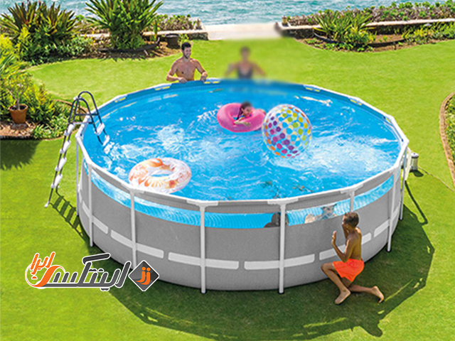 شادی با تفریح در استخر پیش ساخته